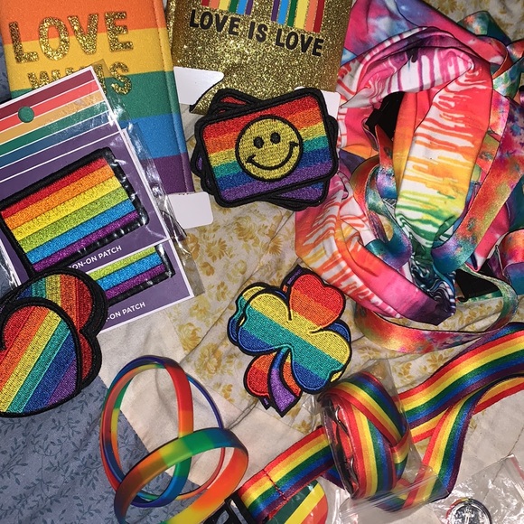 🌈🏳️‍🌈 LGBTQ PRIDE BUNDLES 🏳️‍🌈🌈 - Picture 9 of 17